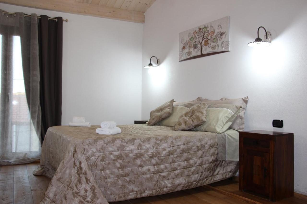 Guest House Tzia Udroni Ossi Экстерьер фото