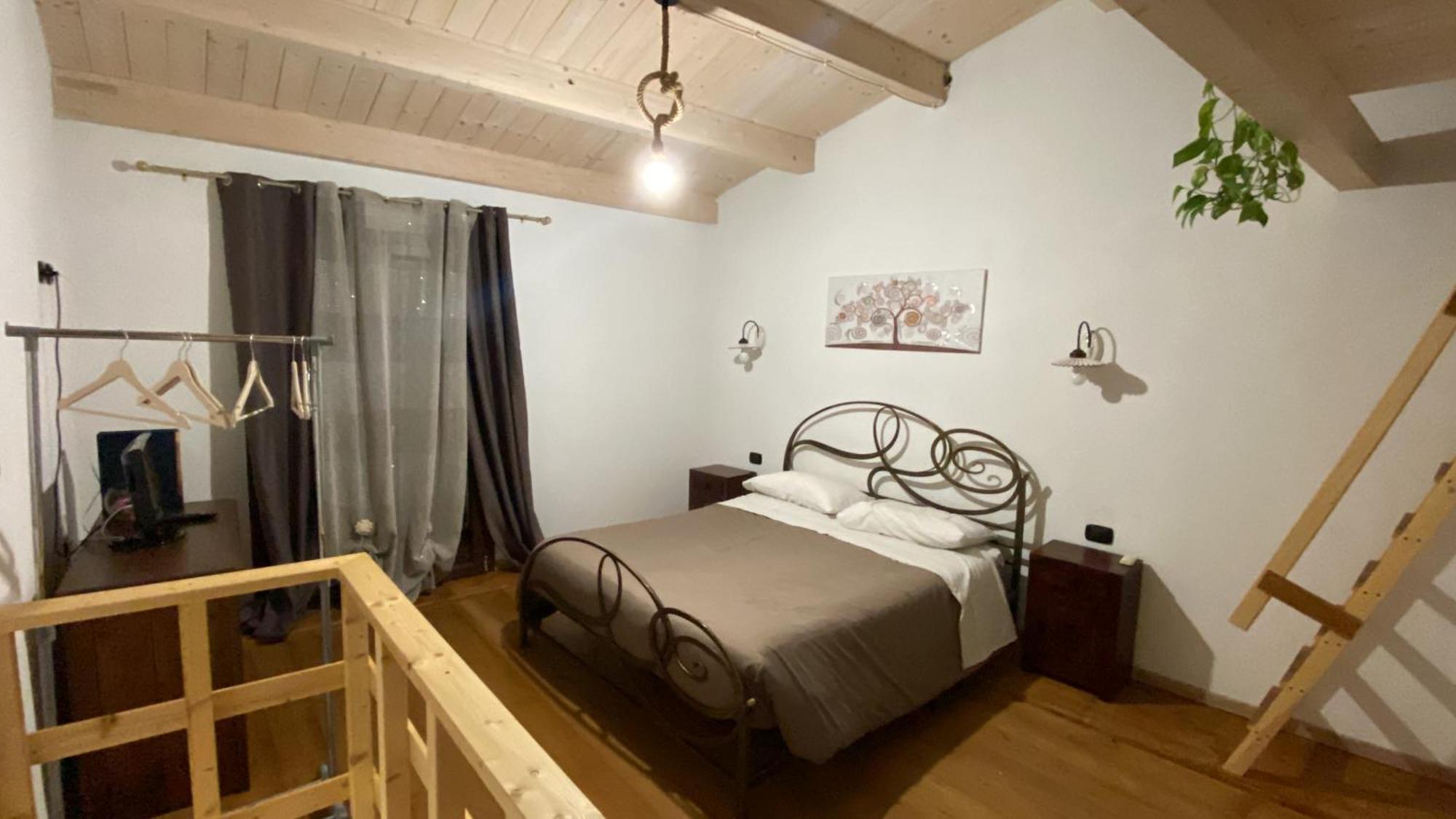 Guest House Tzia Udroni Ossi Экстерьер фото